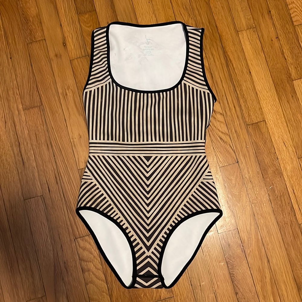 EUC seea bathing suit.